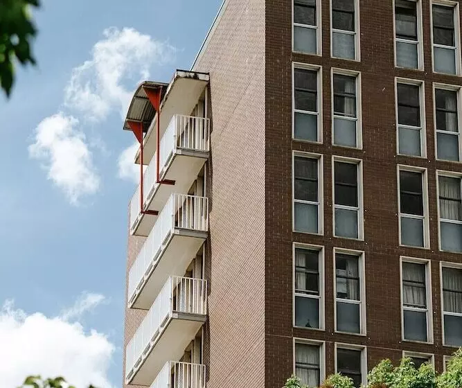 ホテル Canberra Accommodation Centre