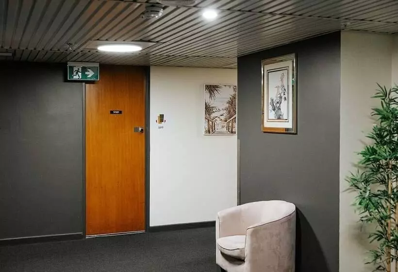 ホテル Canberra Accommodation Centre