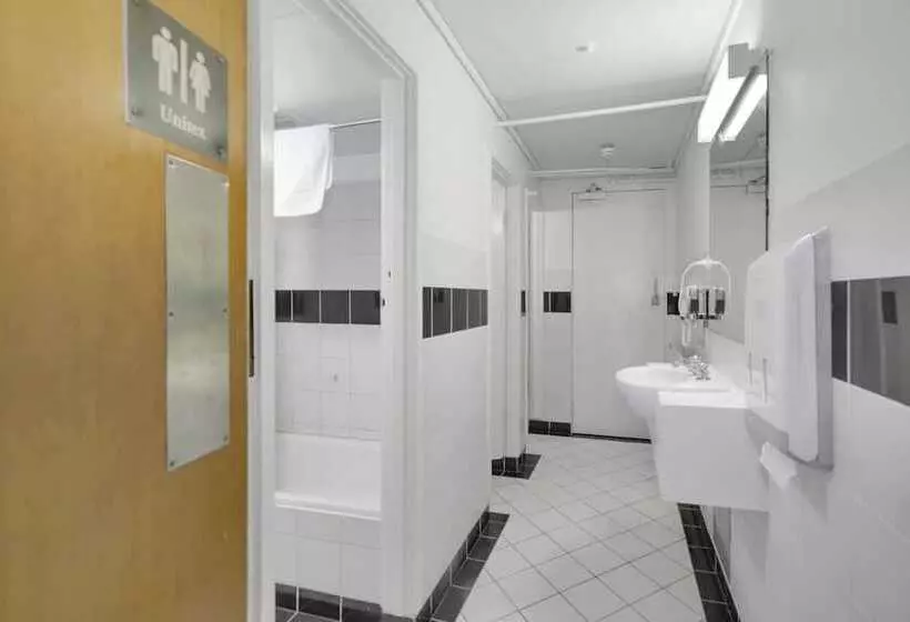 ホテル Canberra Accommodation Centre