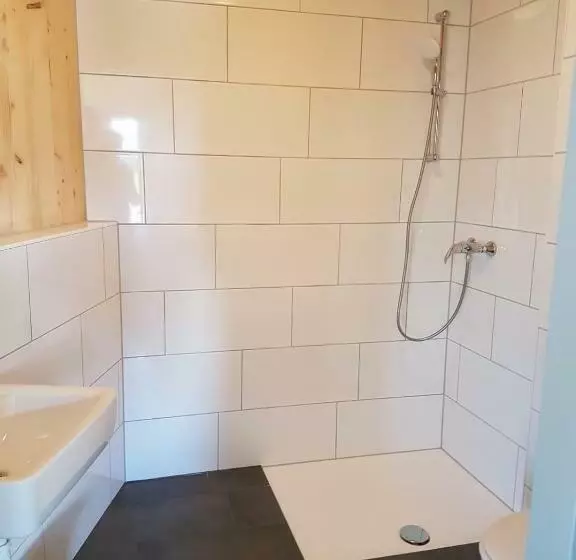 Hotelli Jugendgästehaus Gerlosplatte