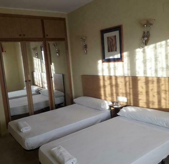 בית מלון כפרי Marina Blanca