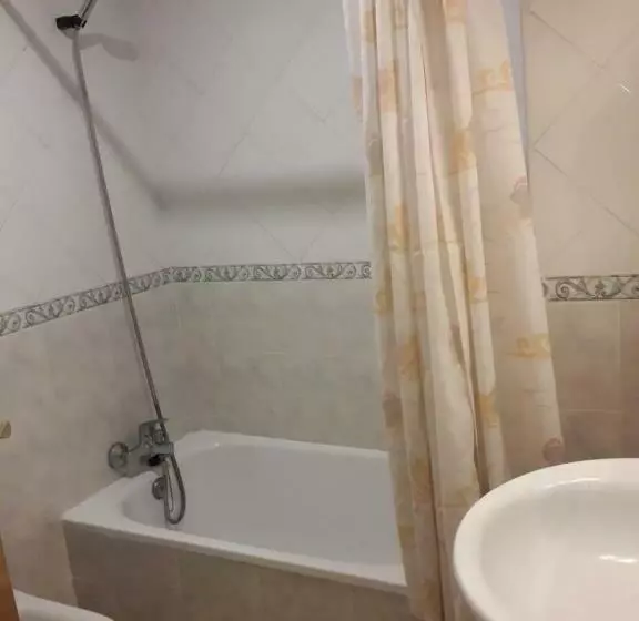 هتل Marina Blanca