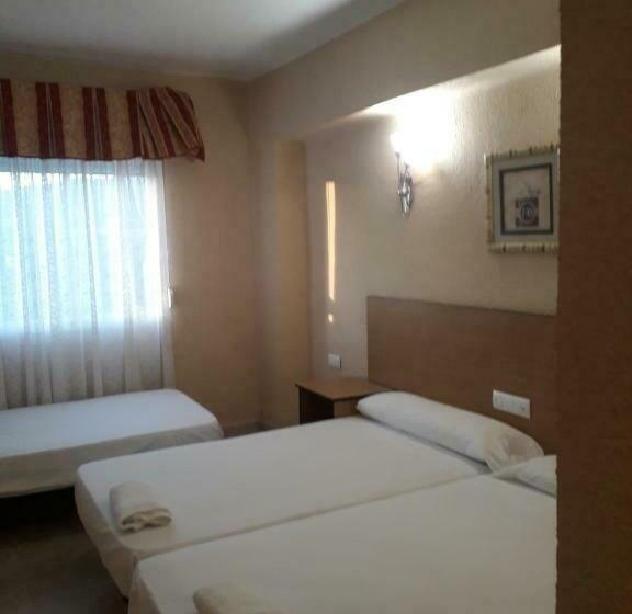 בית מלון כפרי Marina Blanca