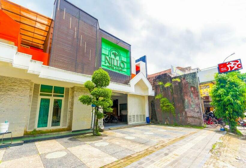 Hotel Oyo 90788 Nillo