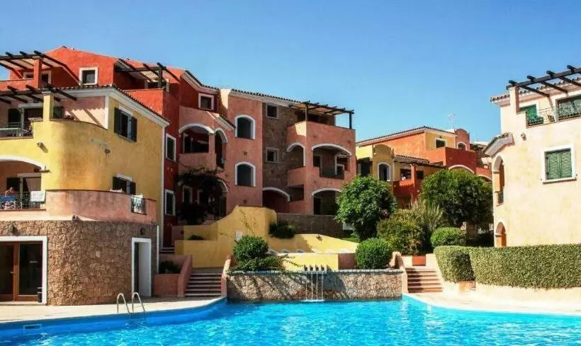 Santa Teresa Apartments
