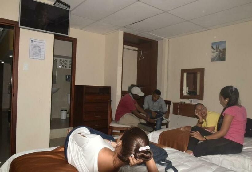 فندق صغير Olan´s Hotel Group