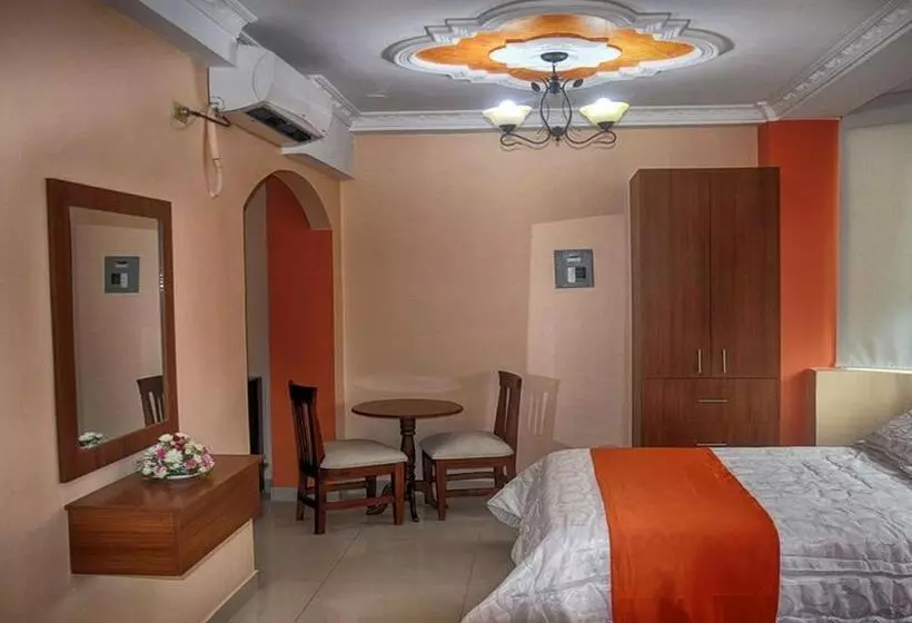 هاستل Olan´s Hotel Group