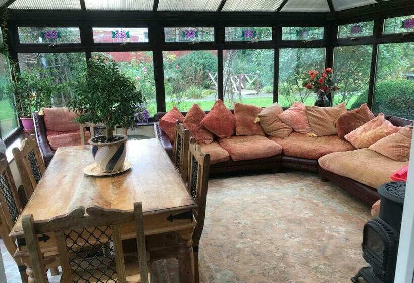 ベッドアンドブレックファースト Broadmoor Farm