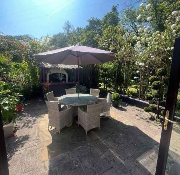 ベッドアンドブレックファースト Broadmoor Farm