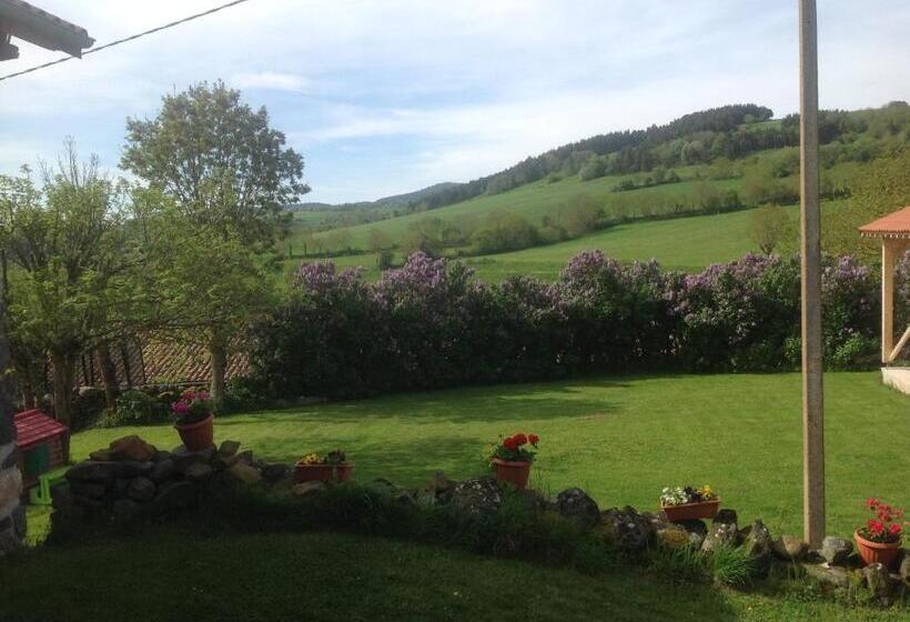 ベッドアンドブレックファースト La Freycenette