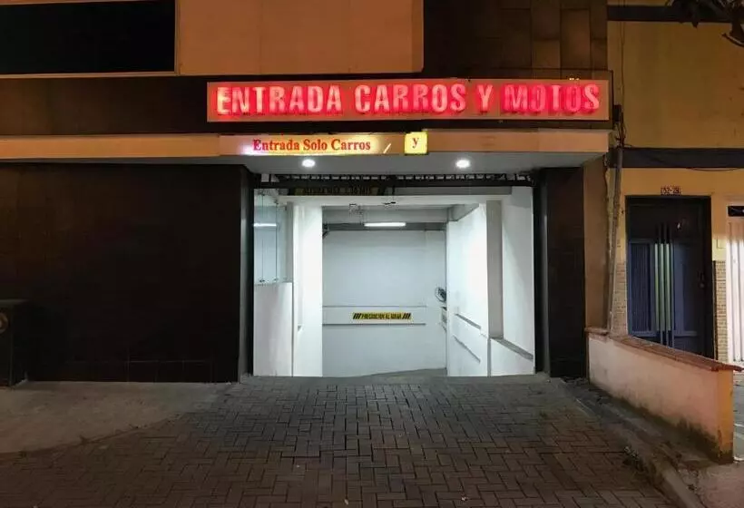 ホテル Portal Central