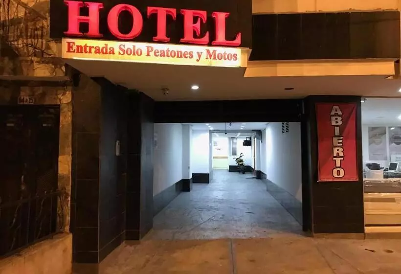 ホテル Portal Central