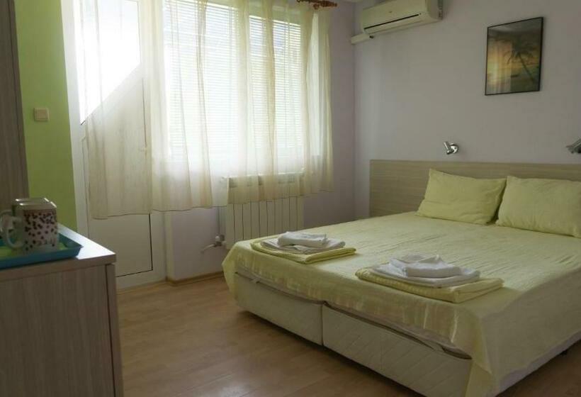 بنسيون Guest House Gardeli