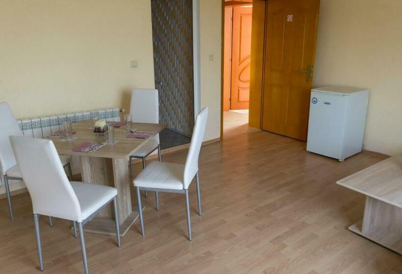 بنسيون Guest House Gardeli