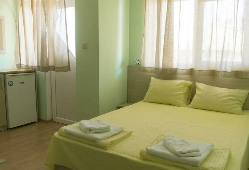 بنسيون Guest House Gardeli