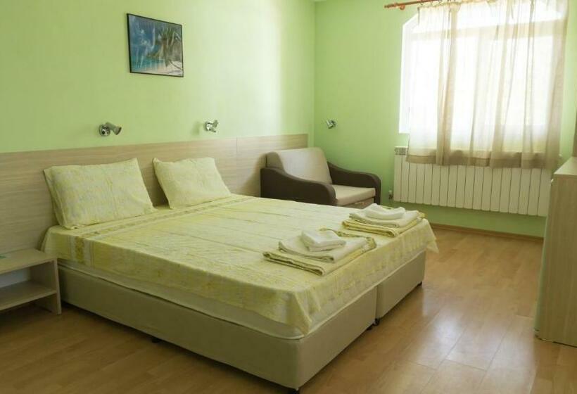 بنسيون Guest House Gardeli