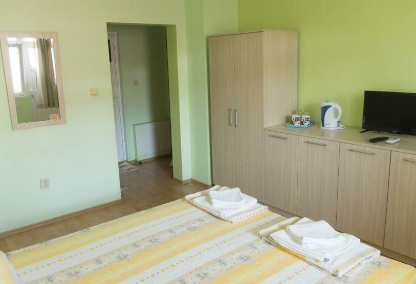 بنسيون Guest House Gardeli