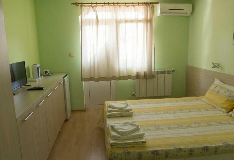 بنسيون Guest House Gardeli