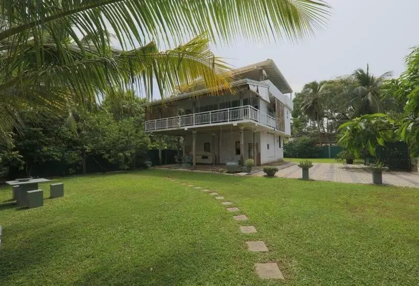 پانسیون Villa Cork