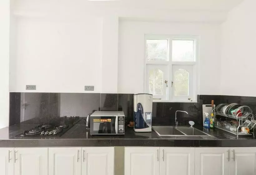 پانسیون Villa Cork