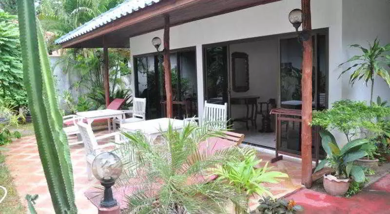 Hotel Aree Beach Resort