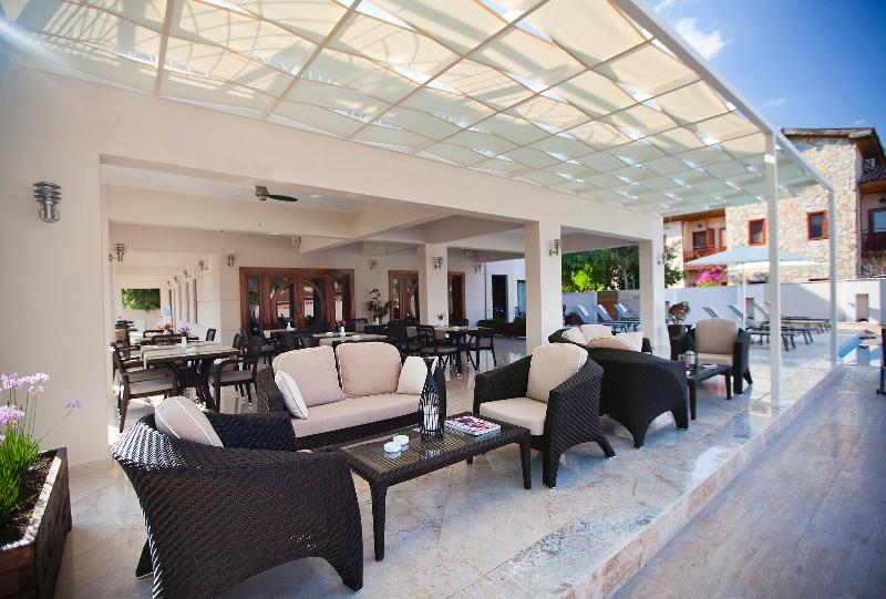 בית מלון כפרי Montana