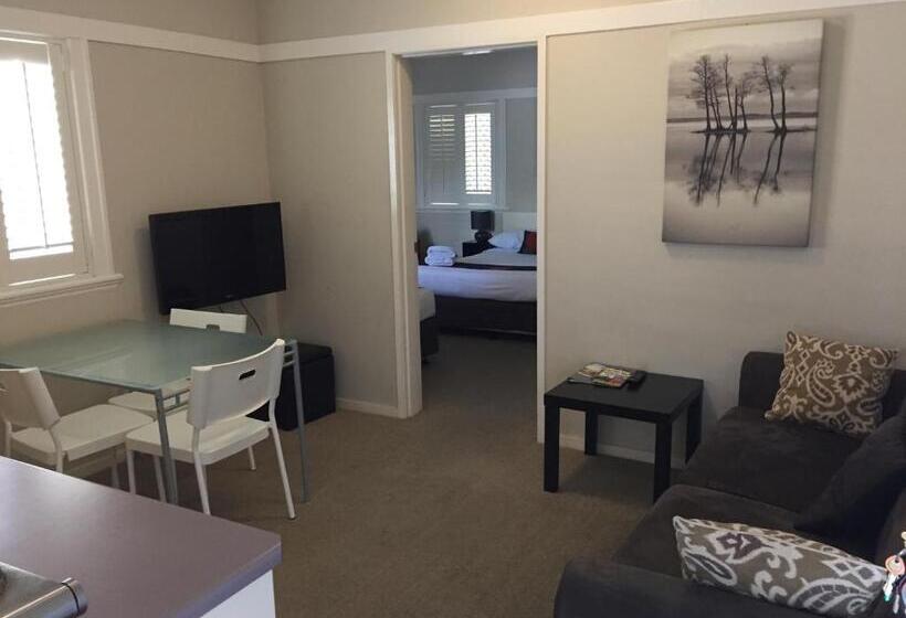 فندق Brisbane Street Studios