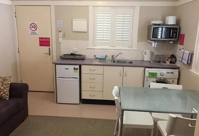 فندق Brisbane Street Studios