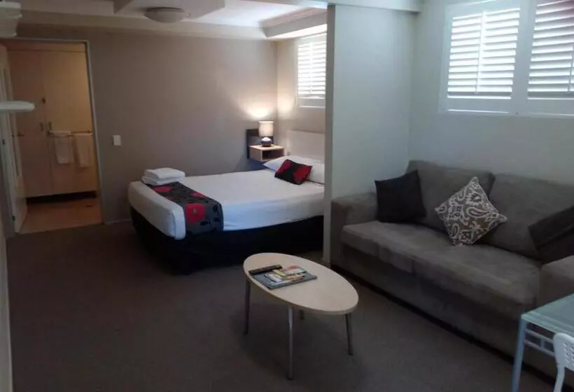 فندق Brisbane Street Studios
