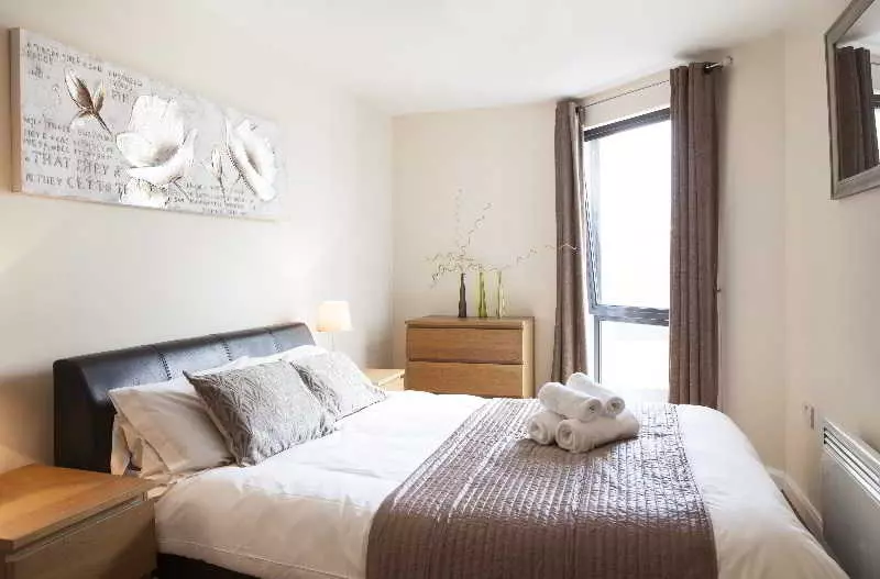 酒店 Cheltenham Plaza