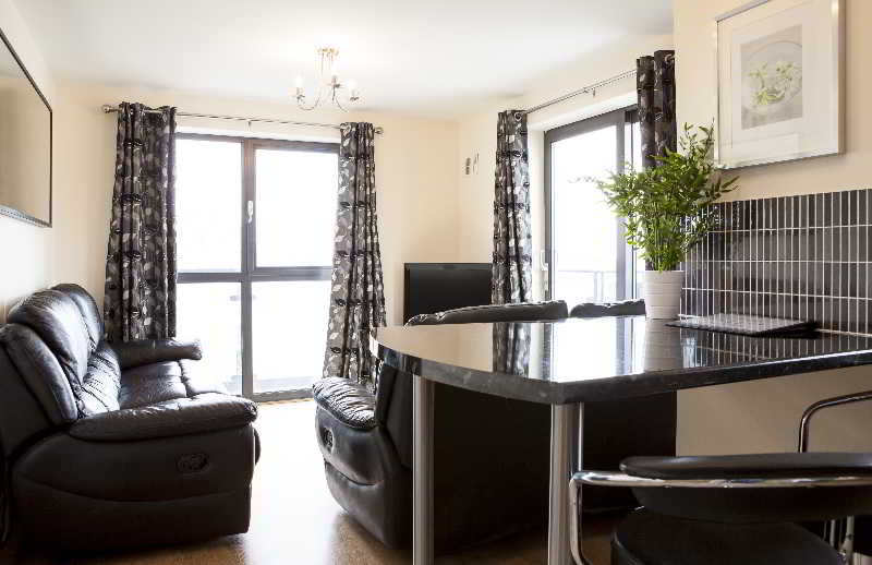 酒店 Cheltenham Plaza