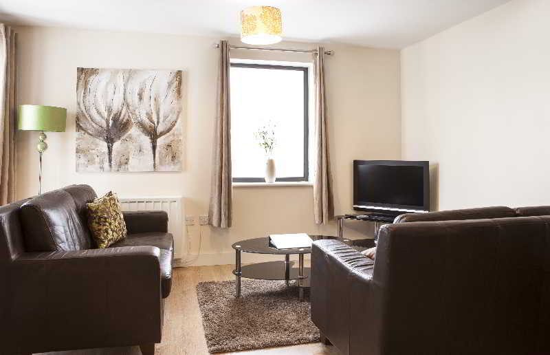 酒店 Cheltenham Plaza