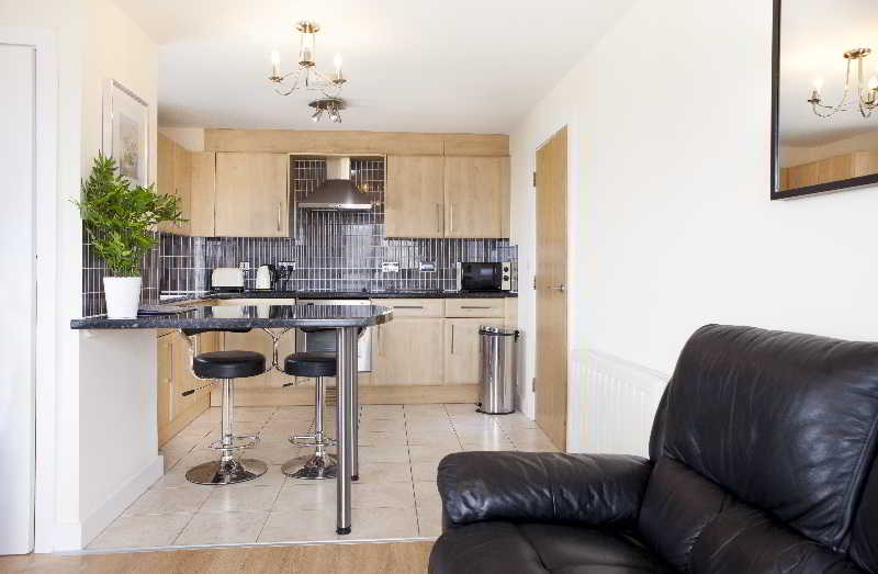 酒店 Cheltenham Plaza