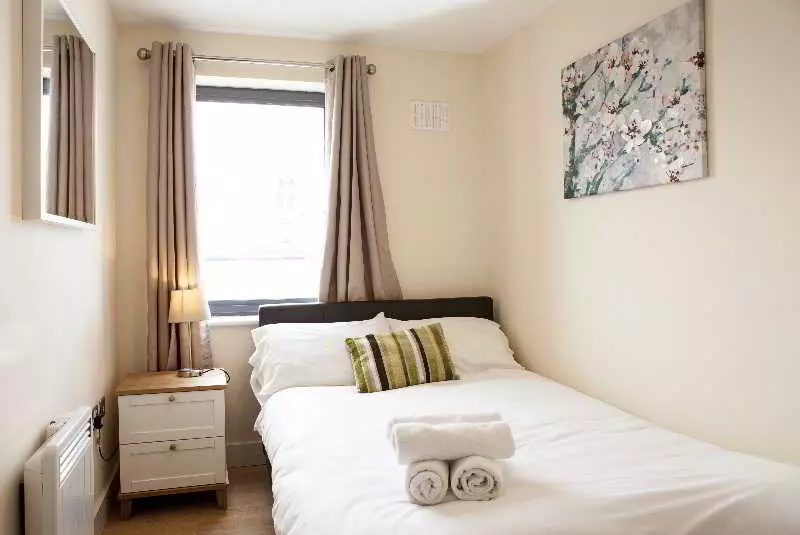 酒店 Cheltenham Plaza