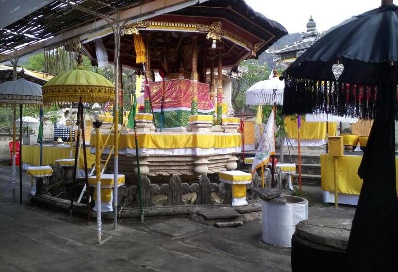 Отель Krisna Homestay