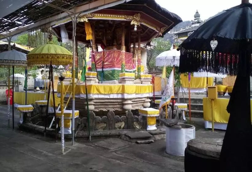 בית מלון כפרי Krisna Homestay