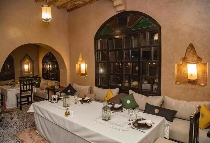 ホテル Ksar Elkabbaba Kasbah & Spa