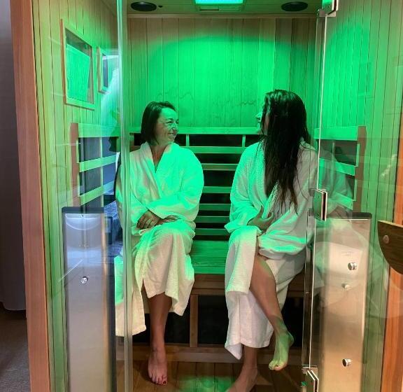 בית מלון כפרי Le Couvent D Hérépian   Hôtel & Spa