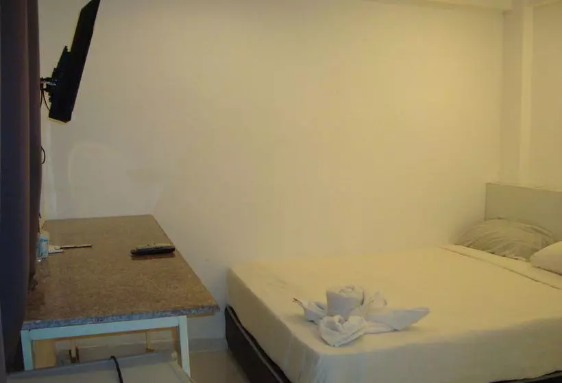 Отель Pandia House