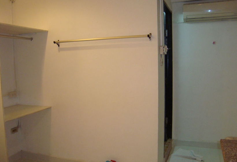 فندق Pandia House