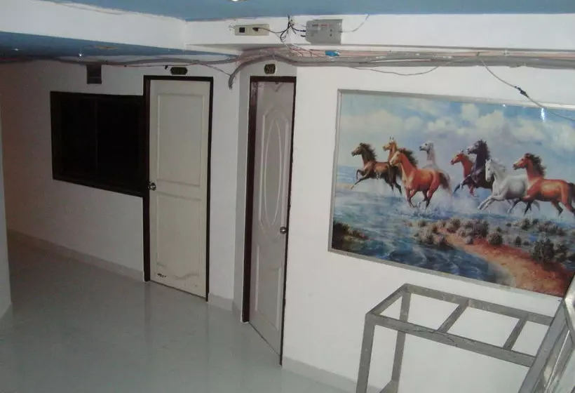 Отель Pandia House