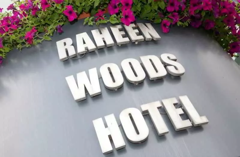 호텔 Raheen Woods