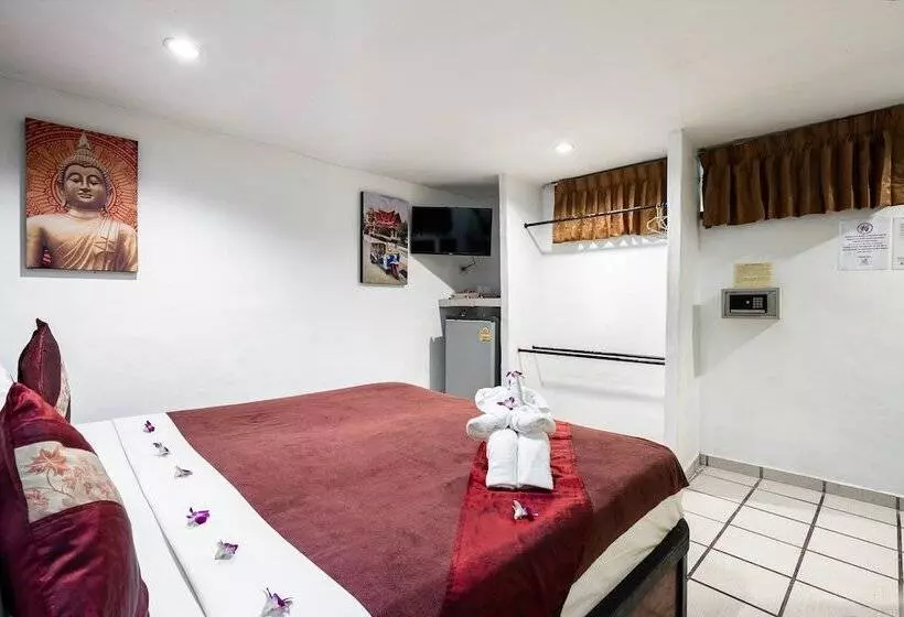 호텔 Rich Resort Beachside