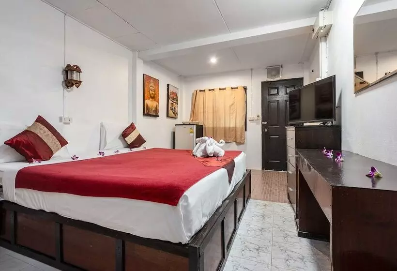 호텔 Rich Resort Beachside