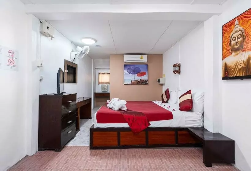 호텔 Rich Resort Beachside