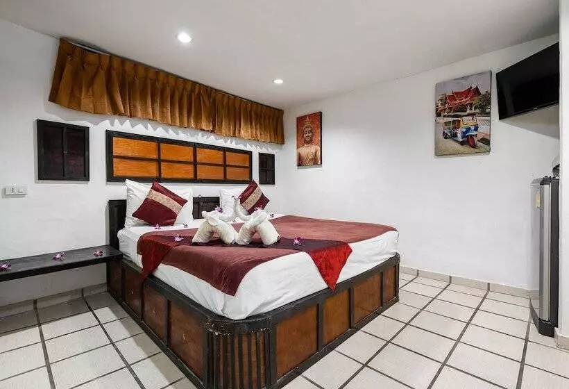 호텔 Rich Resort Beachside