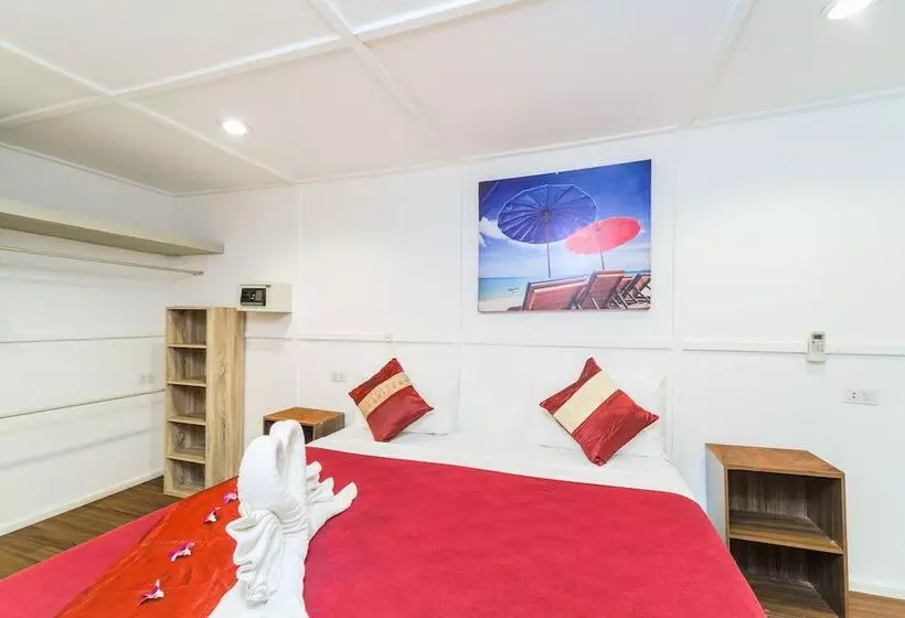 호텔 Rich Resort Beachside