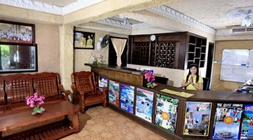 호텔 Rich Resort Beachside