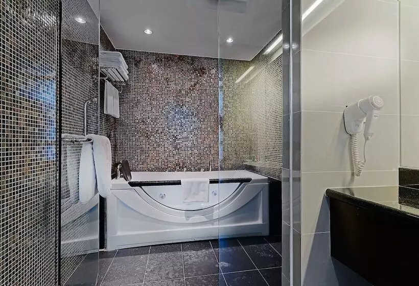 בית מלון כפרי Sixty3