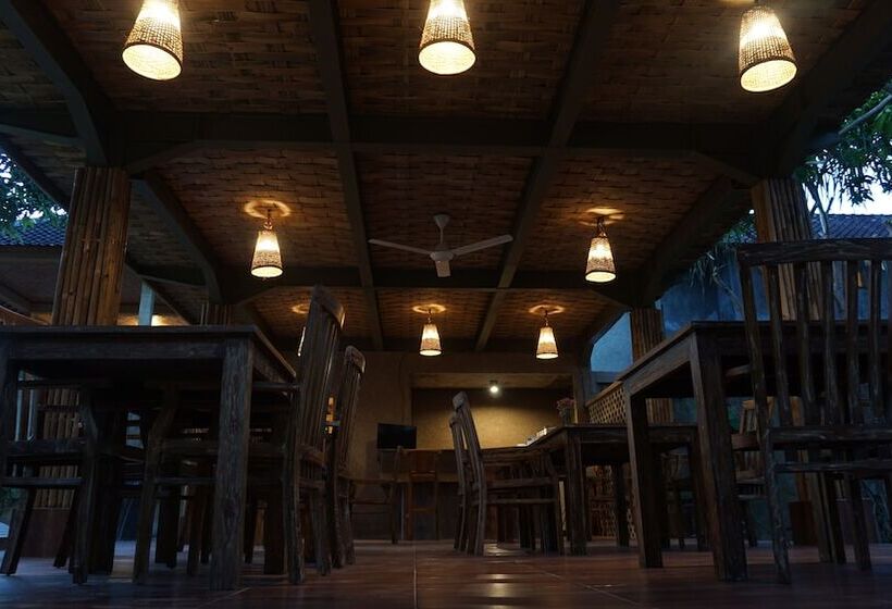 酒店 The Inn By Sunsethouse